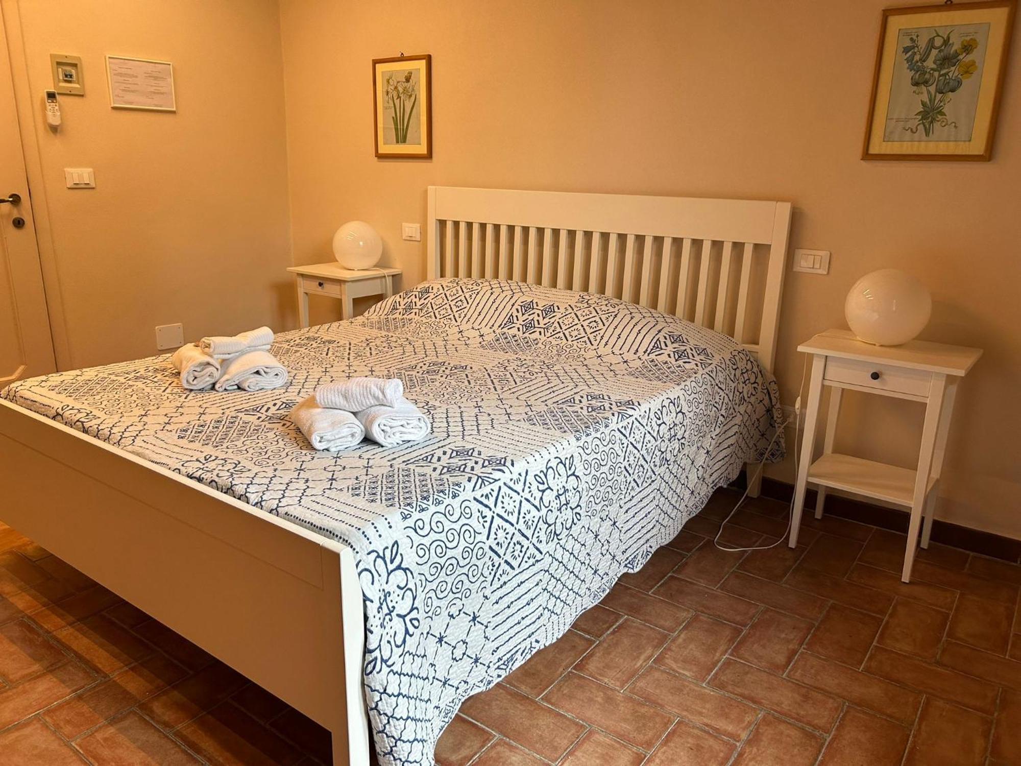 נובי ליגורה Agriturismo Cascina Degli Ulivi מראה חיצוני תמונה